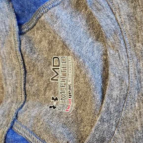 Ladies top - Picture 2 of 3